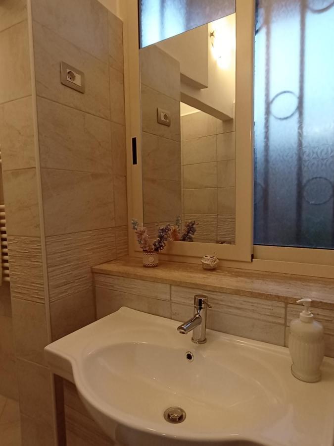 La Dimora Degli Dei Apartment Bari Luaran gambar