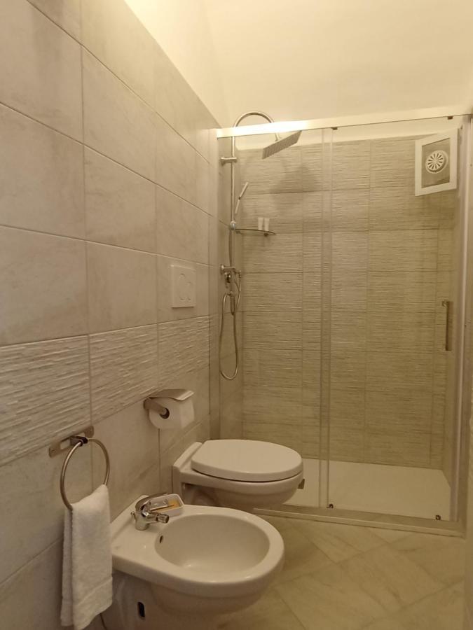 La Dimora Degli Dei Apartment Bari Luaran gambar